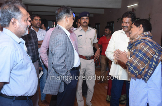 Lokayukta vists Destitute Rehabilitation Centre